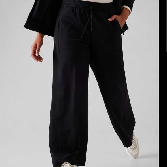 Athleta Black Wide Leg Stride Pants Size Large - Picture 3 of 14